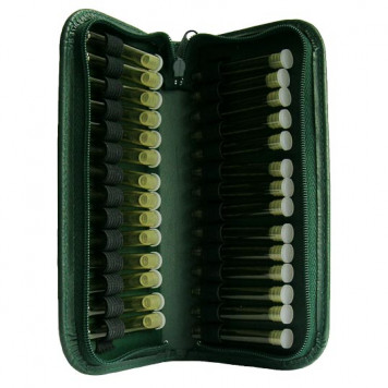 Lederetui bestückt mit 28 Leergl.,grün